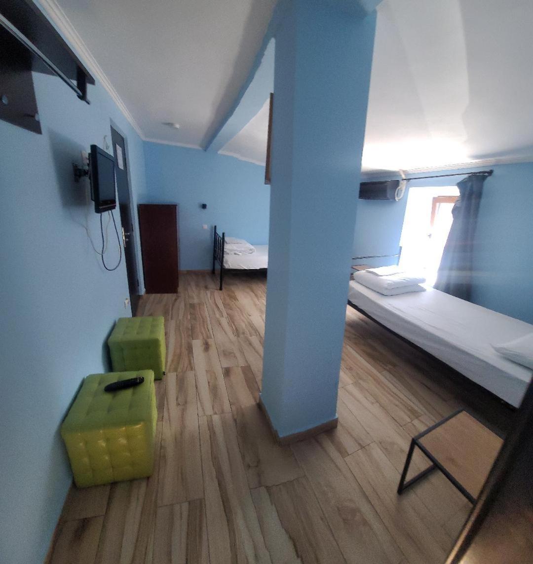Byzanthin Hostel Bucharest Exterior photo
